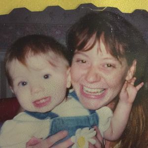 Meet your Posher, Carrie